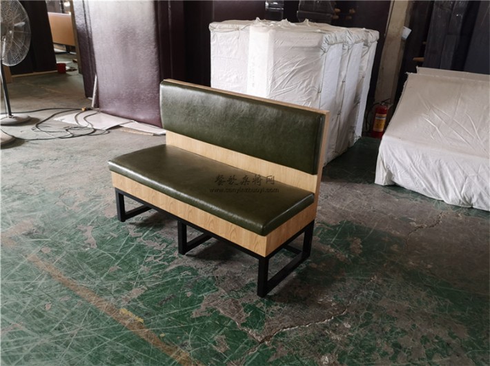 东莞米粉店家具定制钢木两人位卡座沙发