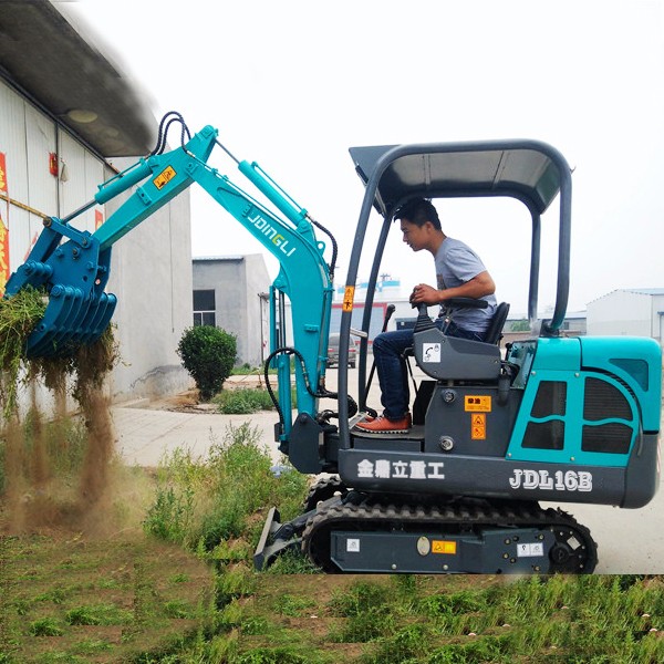 小型挖掘機多少錢一臺河南駐馬店工程專用小挖掘機小挖機的價格多功能