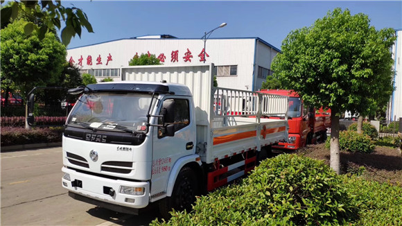 江鈴氣瓶運輸車廠家液化氣運輸車小型氣瓶運輸車