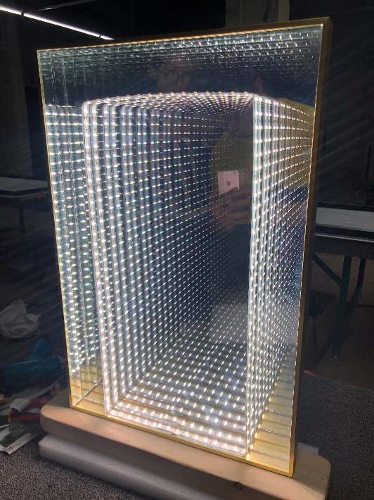 南京3d深渊挂墙玻璃厂家