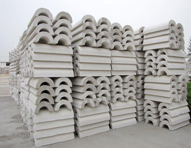 硅酸钙管壳生产厂家硅酸钙保温瓦批发价格