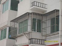 北京朝阳区望京安装不锈钢防盗窗防盗网定做阳台防护栏护窗安装防盗门图片4