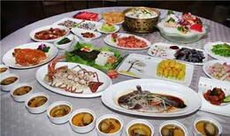 东莞横沥镇经济实惠大盆菜年会承办上门餐饮火锅，自助餐，围餐，晚宴，烤全羊，烤乳猪图片1