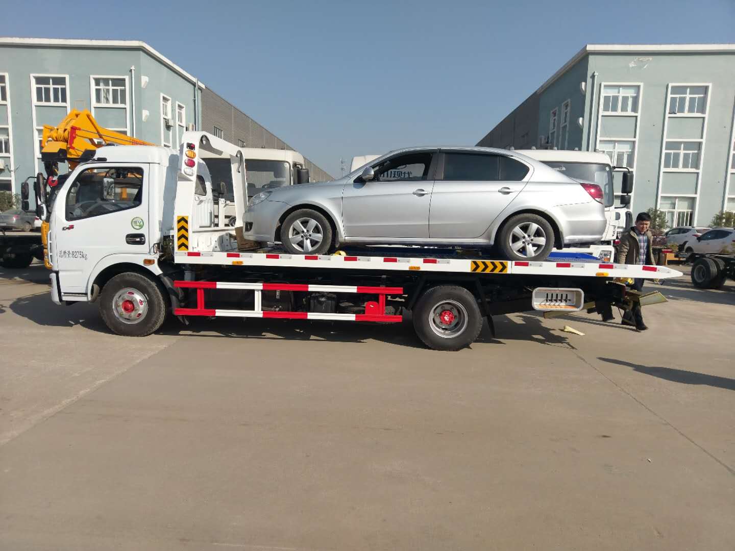 嘉峪關汽車網 嘉峪關專用汽車 嘉峪關道路清障車 東風多利卡拖車 免費