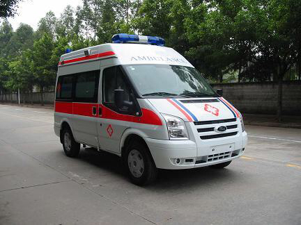 深圳长途120救护车-长途转运病人-长途急救服务