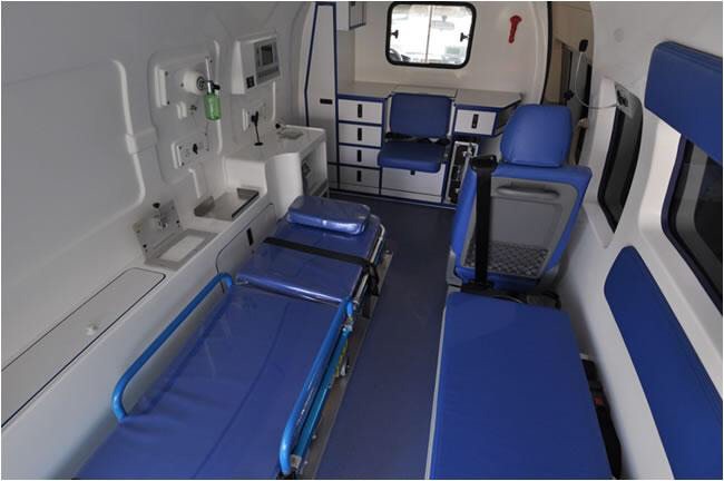 西安非急救救护车收费标准-长途转运病人-24小时服务热线